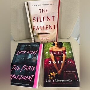 Lot of 3 paperback books:
The Silent Patient
The Paris Apartment
Mexican Gothic